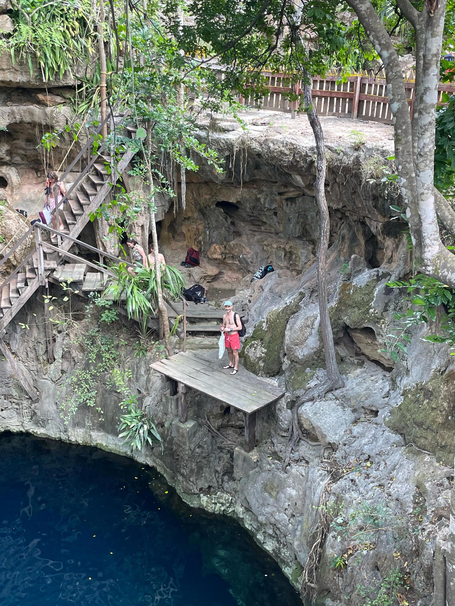 Cenote Ya'al-Utzil